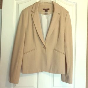 Grace elements khaki neutral stretchy blazer.